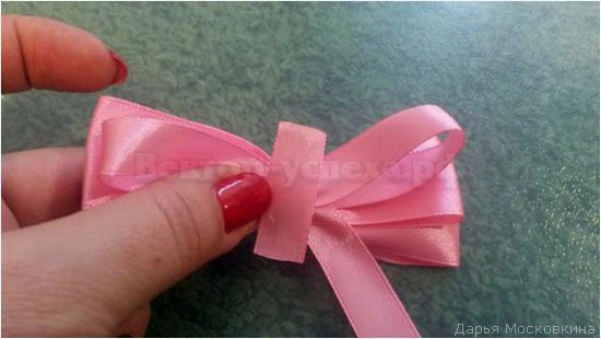 Бантик из узкой ленты пошаговое Бантик из узкой ленты пошаговое